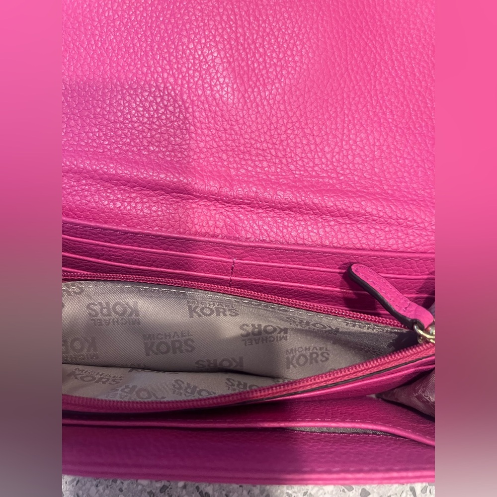 Michael Kors Hot Pink Leather Logo Continental Wallet - Picture 4 of 4